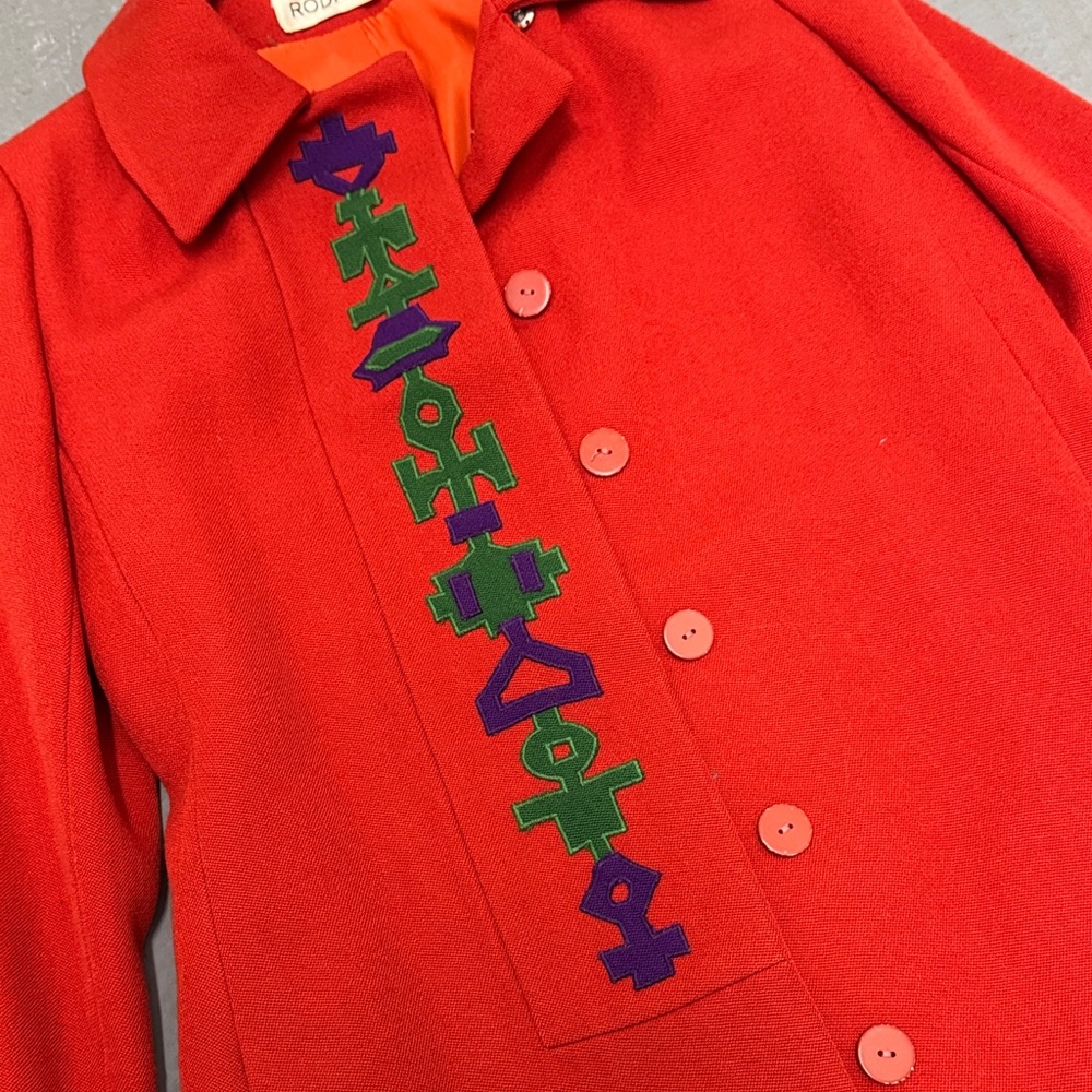 Vintage 1960s Rodrigues Red Embroidered Women's Coat - Picture 3 of 8